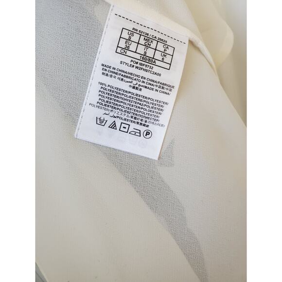 Guess Button Down Size S Sheer Blouse Office Chic Business Casual Holiday Party - Picture 11 of 11